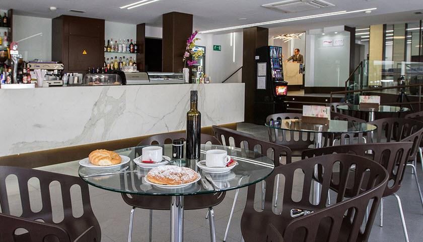 Hotel Montesol Μπένιντορμ Εξωτερικό φωτογραφία