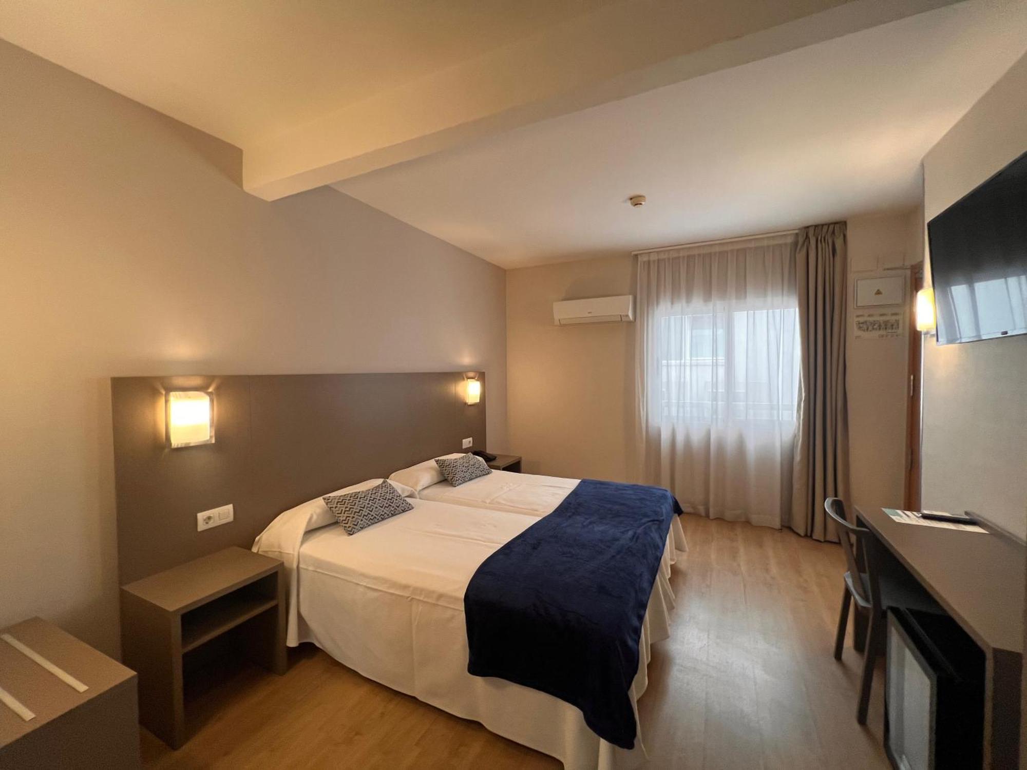 Hotel Montesol Μπένιντορμ Εξωτερικό φωτογραφία