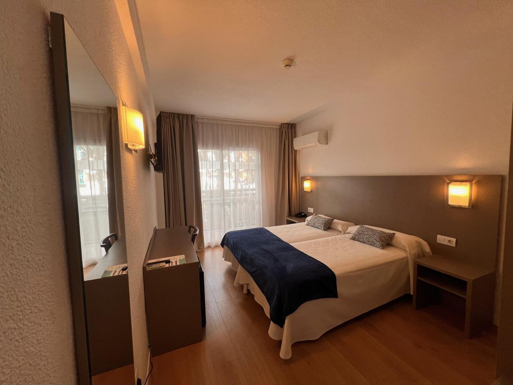 Hotel Montesol Μπένιντορμ Εξωτερικό φωτογραφία